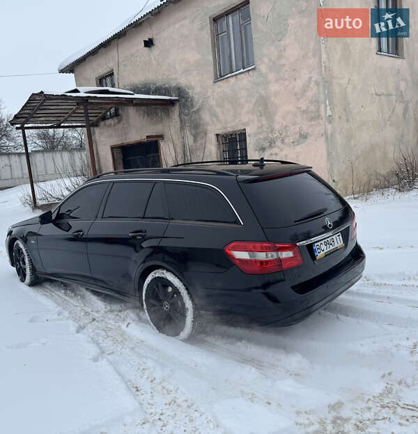 Універсал Mercedes-Benz E-Class 2010 в Золочеві фото 3 Універсал Mercedes-Benz E-Class 2010 в Золочеві
