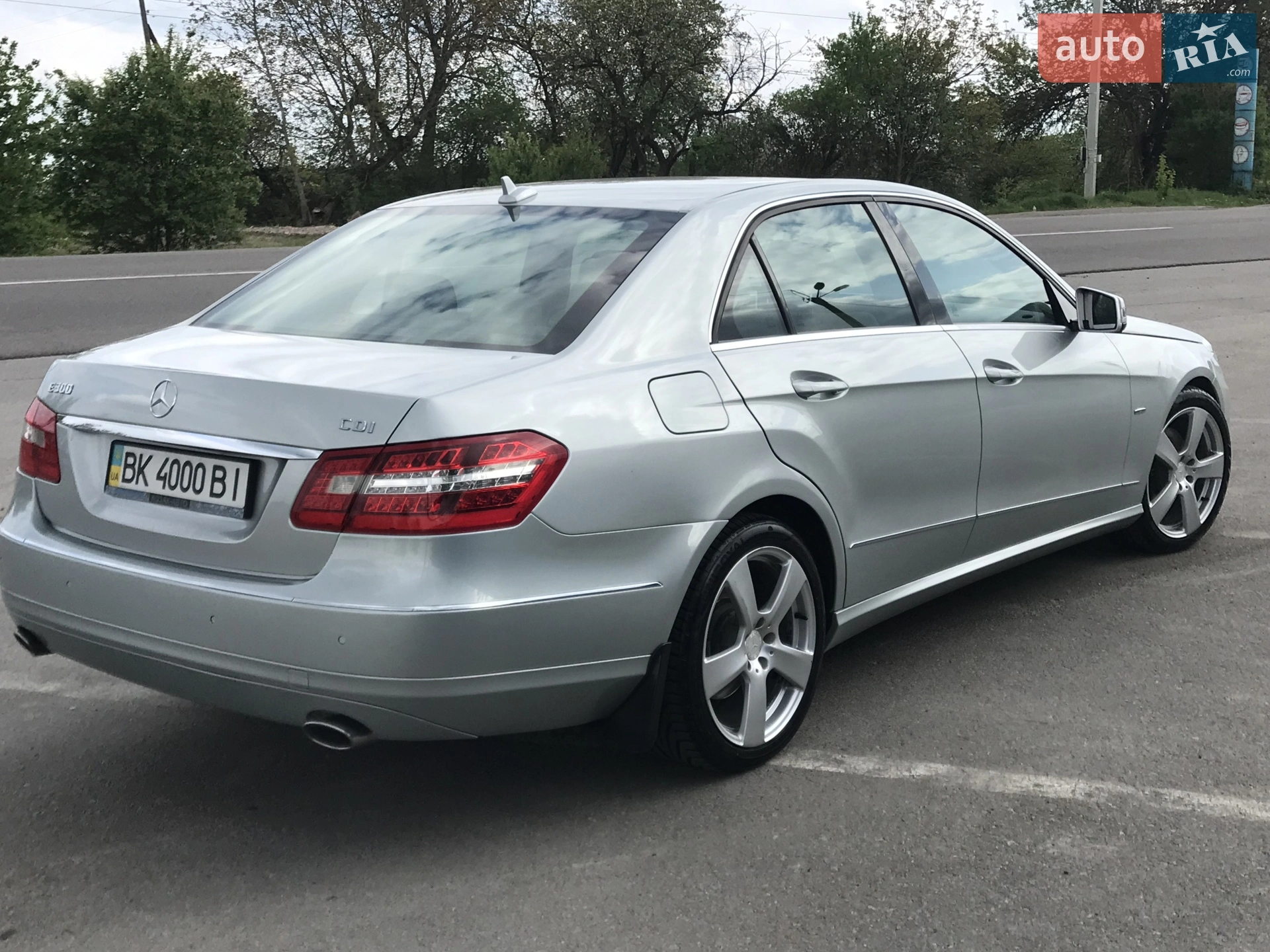 2010 Mercedes-Benz E-klasse - мініатюра 3