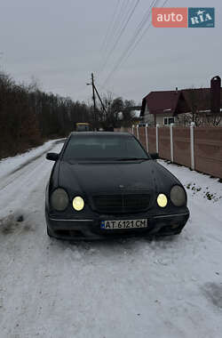 Седан Mercedes-Benz E-Class 2001 в Івано-Франківську
