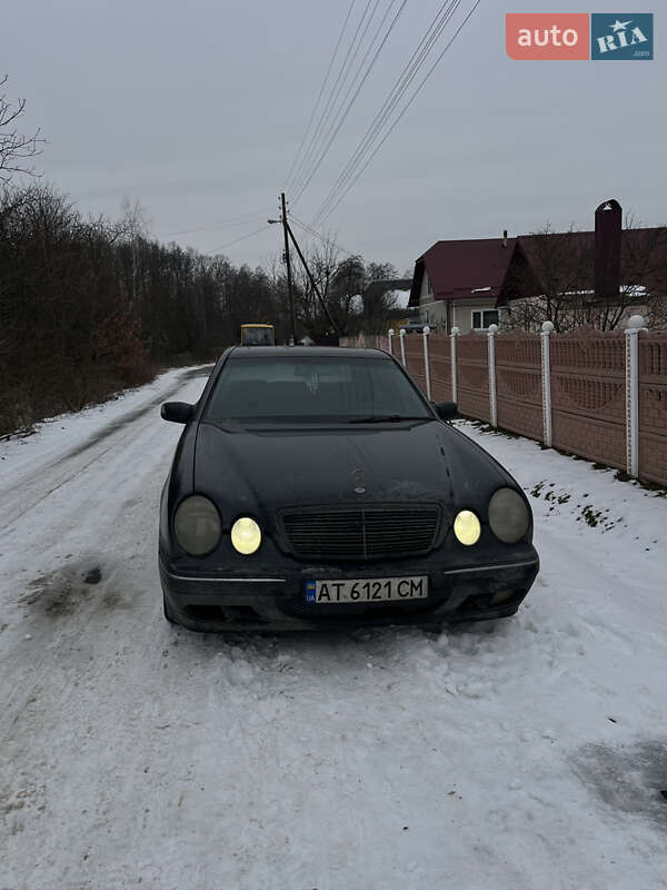 Mercedes-Benz E-Class 2001