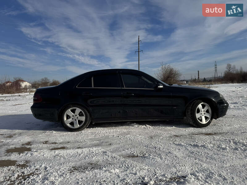 Седан Mercedes-Benz E-Class 2004 в Ходореві фото 14 Седан Mercedes-Benz E-Class 2004 в Ходореві