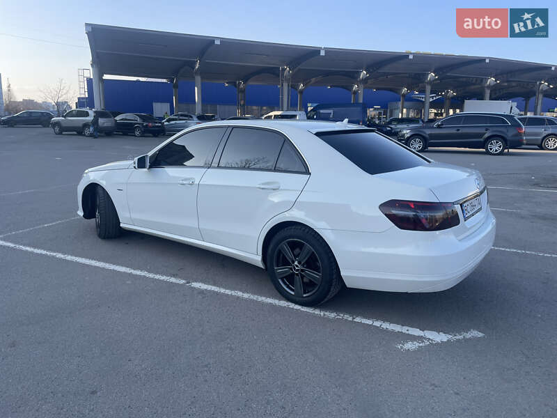 Седан Mercedes-Benz E-Class 2009 в Кам'янець-Подільському фото 40 Седан Mercedes-Benz E-Class 2009 в Кам'янець-Подільському