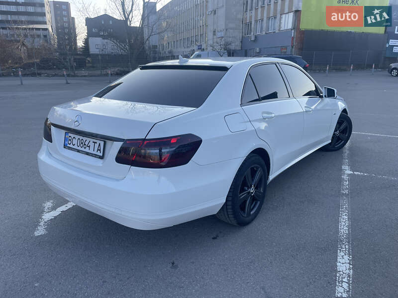 Седан Mercedes-Benz E-Class 2009 в Кам'янець-Подільському фото 45 Седан Mercedes-Benz E-Class 2009 в Кам'янець-Подільському