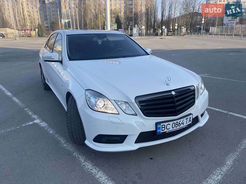 Седан Mercedes-Benz E-Class 2009 в Кам'янець-Подільському фото 54 Седан Mercedes-Benz E-Class 2009 в Кам'янець-Подільському