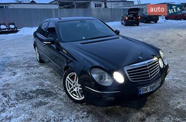 Седан Mercedes-Benz E-Class 2007 в Луцке