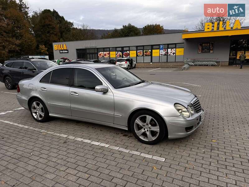 Mercedes-Benz E-Class 2003