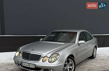 Седан Mercedes-Benz E-Class 2003 в Киеве