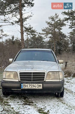 Універсал Mercedes-Benz E-Class 1995 в Вигоді