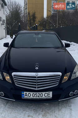 Седан Mercedes-Benz E-Class 2009 в Ужгороде
