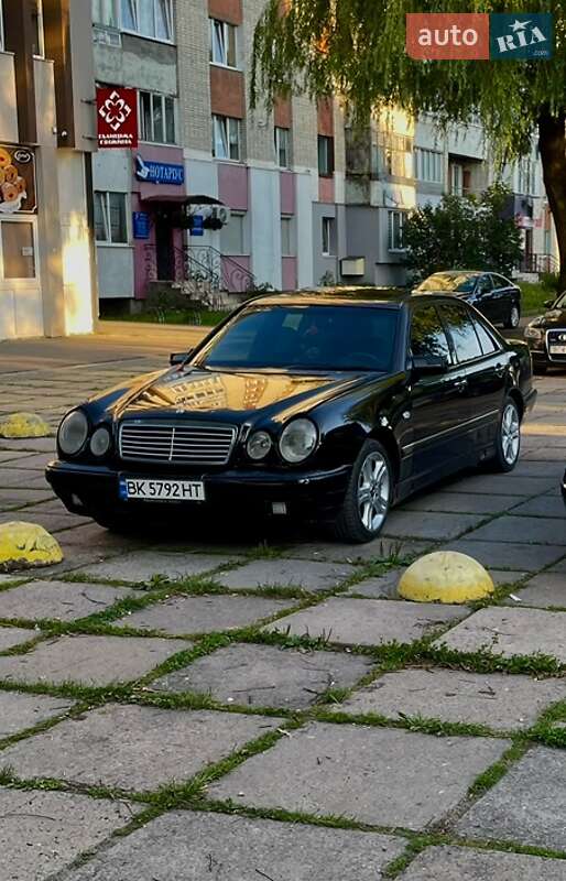 Седан Mercedes-Benz E-Class 1998 в Дрогобыче фото Седан Mercedes-Benz E-Class 1998 в Дрогобыче