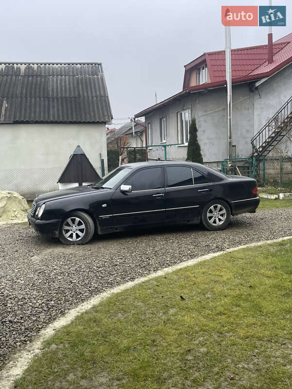 Седан Mercedes-Benz E-Class 1998 в Дрогобыче фото 2 Седан Mercedes-Benz E-Class 1998 в Дрогобыче