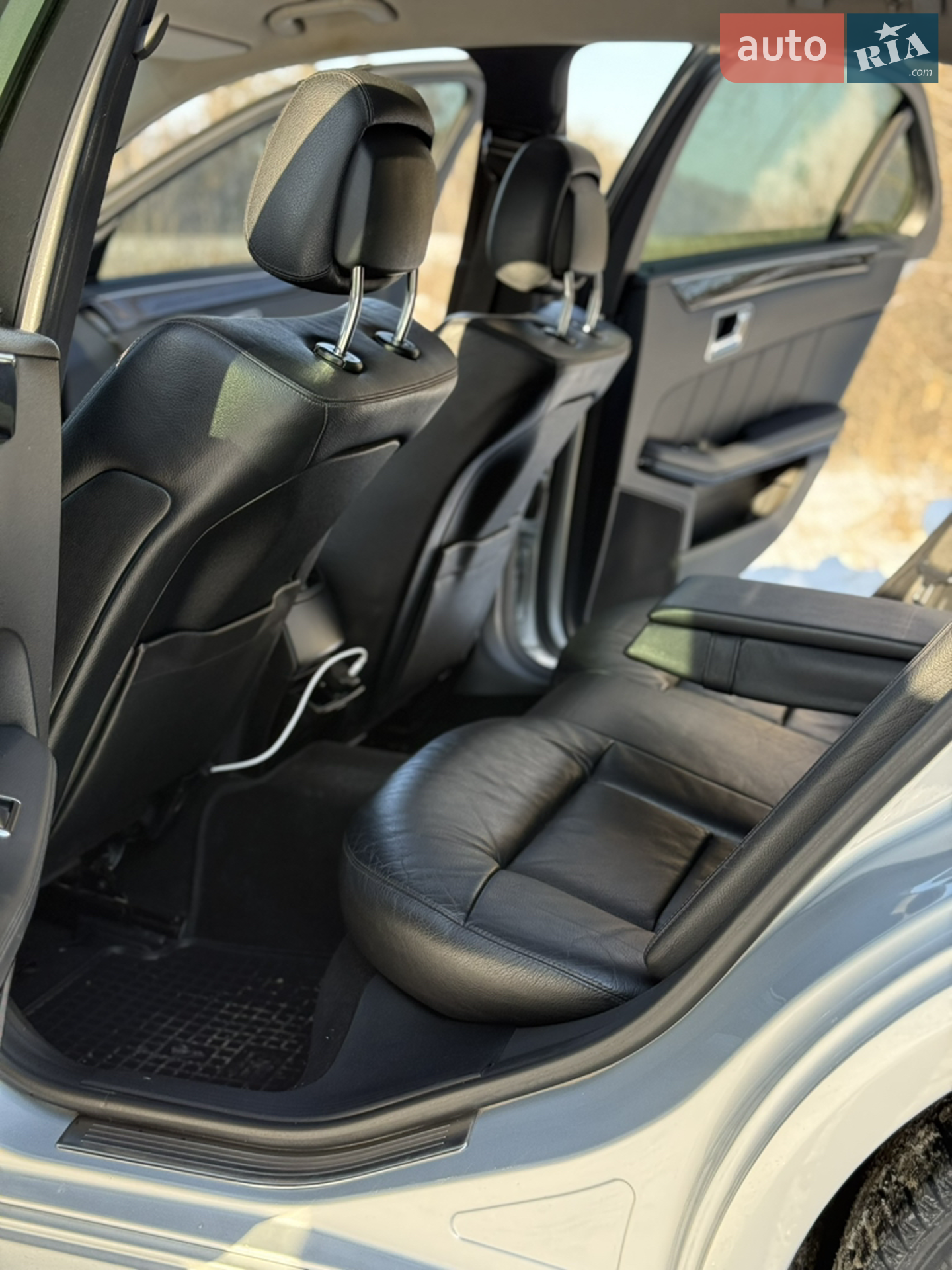 2010 Mercedes-Benz E-klasse - мініатюра 15