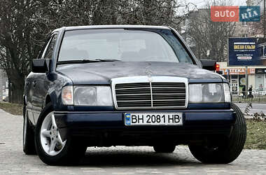 Седан Mercedes-Benz E-Class 1988 в Одесі