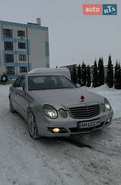 Седан Mercedes-Benz E-Class 2009 в Ровно