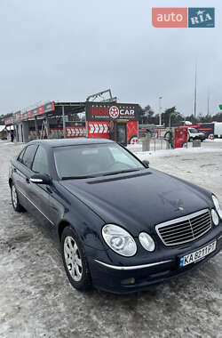 Седан Mercedes-Benz E-Class 2004 в Києві