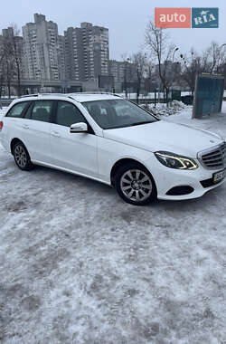 Универсал Mercedes-Benz E-Class 2013 в Киеве