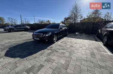 Седан Mercedes-Benz E-Class 2010 в Львове