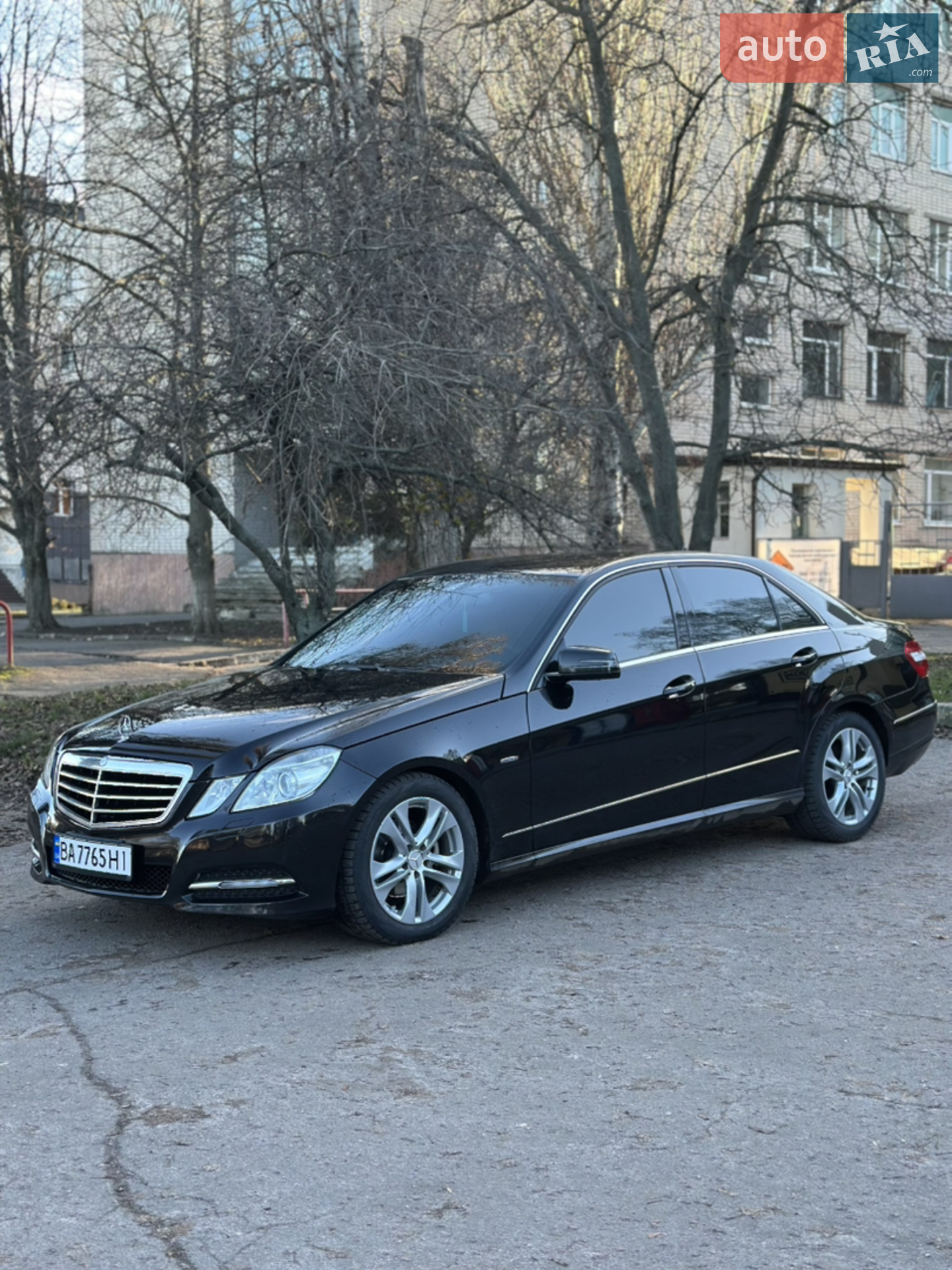 2012 Mercedes-Benz E-klasse - фото 1