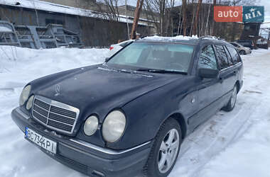 Универсал Mercedes-Benz E-Class 1997 в Львове