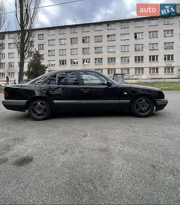 Mercedes-Benz E-Class 1997