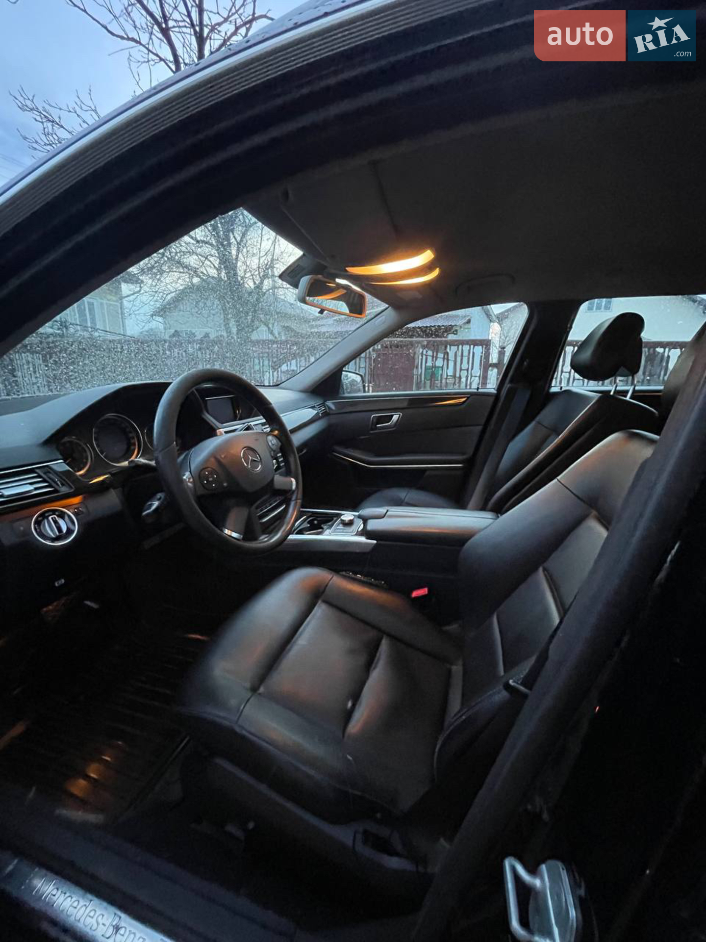 2012 Mercedes-Benz E-klasse - мініатюра 12