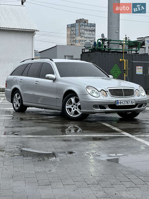 Mercedes-Benz E-Class 2003