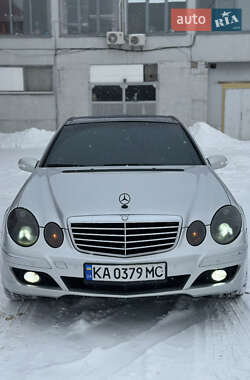 Седан Mercedes-Benz E-Class 2002 в Чернігові
