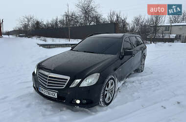 Универсал Mercedes-Benz E-Class 2010 в Киеве