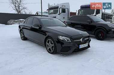 Седан Mercedes-Benz E-Class 2016 в Киеве
