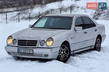 Седан Mercedes-Benz E-Class 1997 в Хмельницком