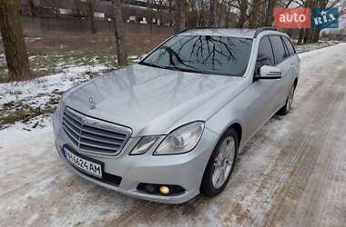 Універсал Mercedes-Benz E-Class 2010 в Білгороді-Дністровському
