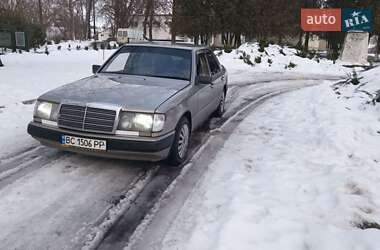 Седан Mercedes-Benz E-Class 1990 в Горохове