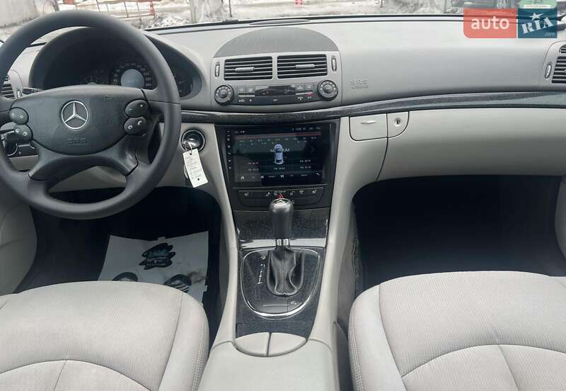 Седан Mercedes-Benz E-Class 2006 в Луцке