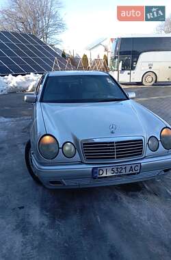 Седан Mercedes-Benz E-Class 1997 в Кицмани