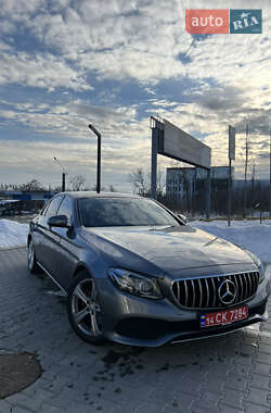 Седан Mercedes-Benz E-Class 2017 в Львові