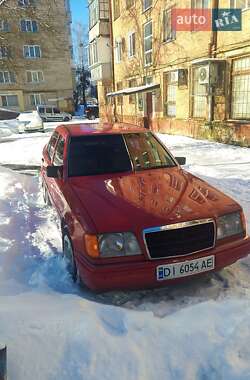 Седан Mercedes-Benz E-Class 1995 в Ровно