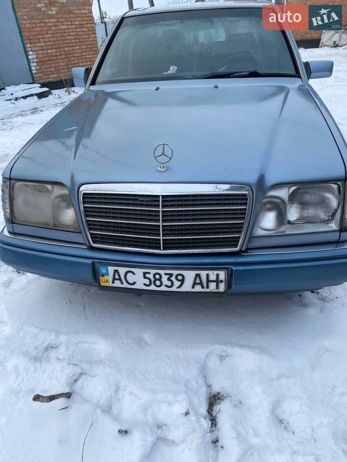 Mercedes-Benz E-Class 1994