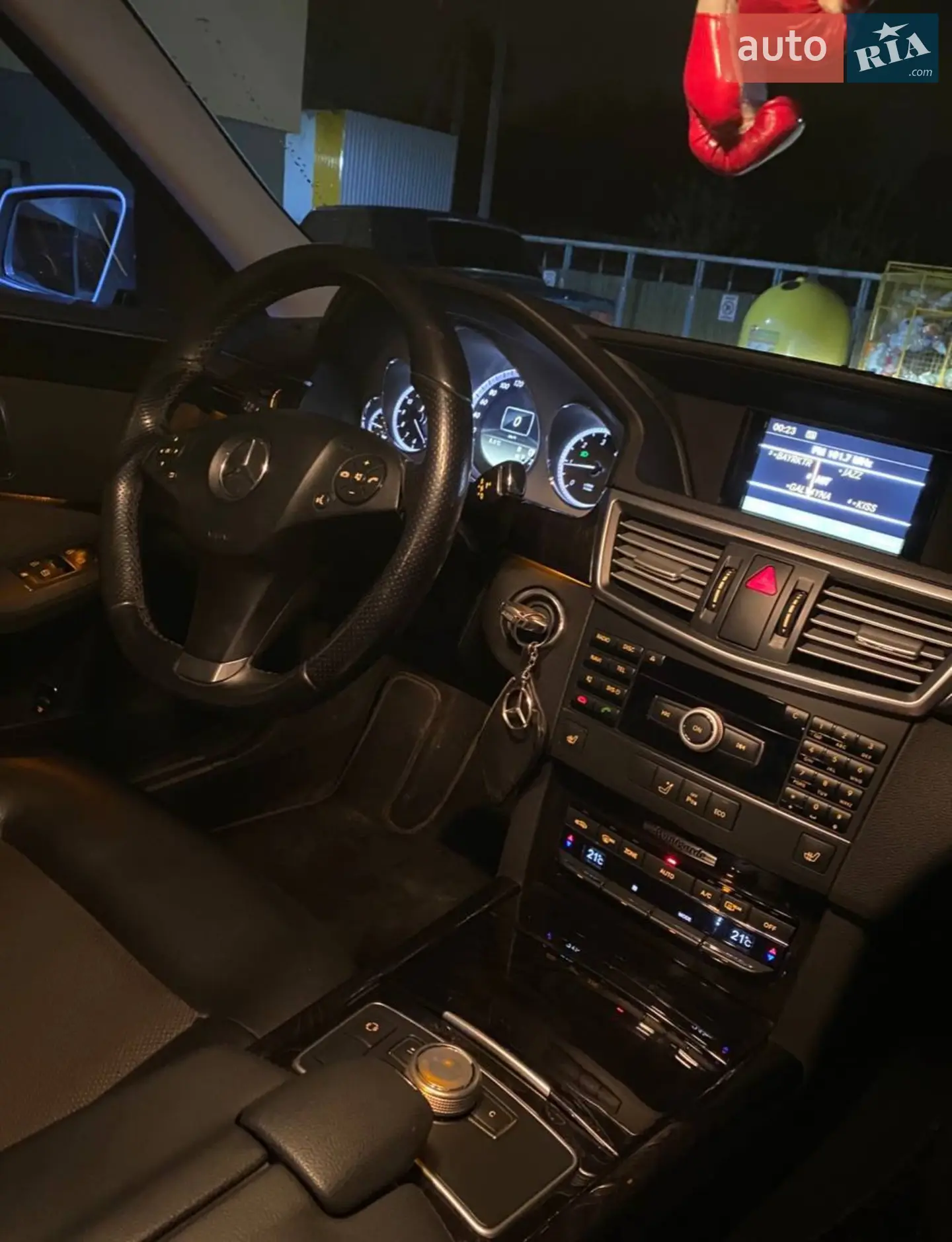 2011 Mercedes-Benz E-klasse - мініатюра 7