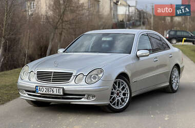 Седан Mercedes-Benz E-Class 2003 в Сваляве