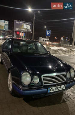 Седан Mercedes-Benz E-Class 1996 в Черновцах