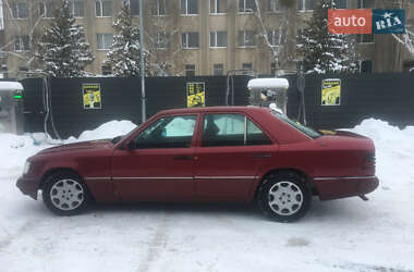 Седан Mercedes-Benz E-Class 1993 в Ковелі