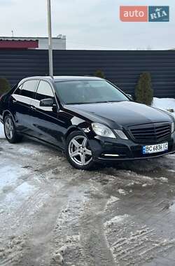 Седан Mercedes-Benz E-Class 2012 в Івано-Франківську