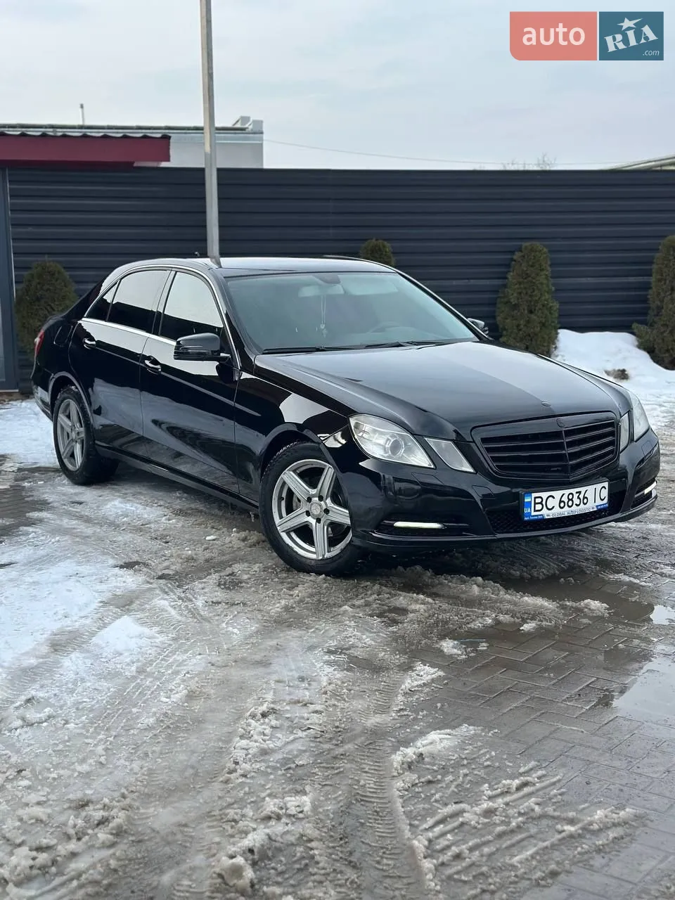 2012 Mercedes-Benz E-klasse - мініатюра 31