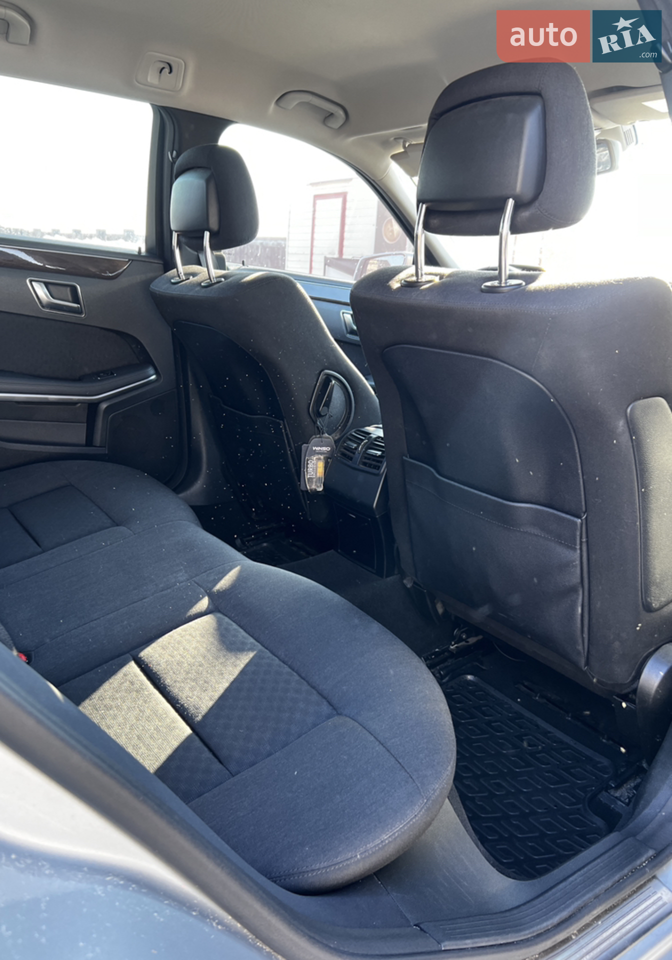 2011 Mercedes-Benz E-klasse - мініатюра 8