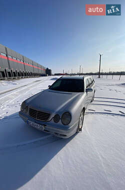 Универсал Mercedes-Benz E-Class 2000 в Львове