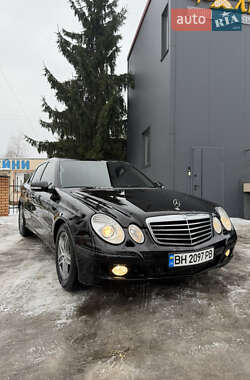 Седан Mercedes-Benz E-Class 2007 в Киеве