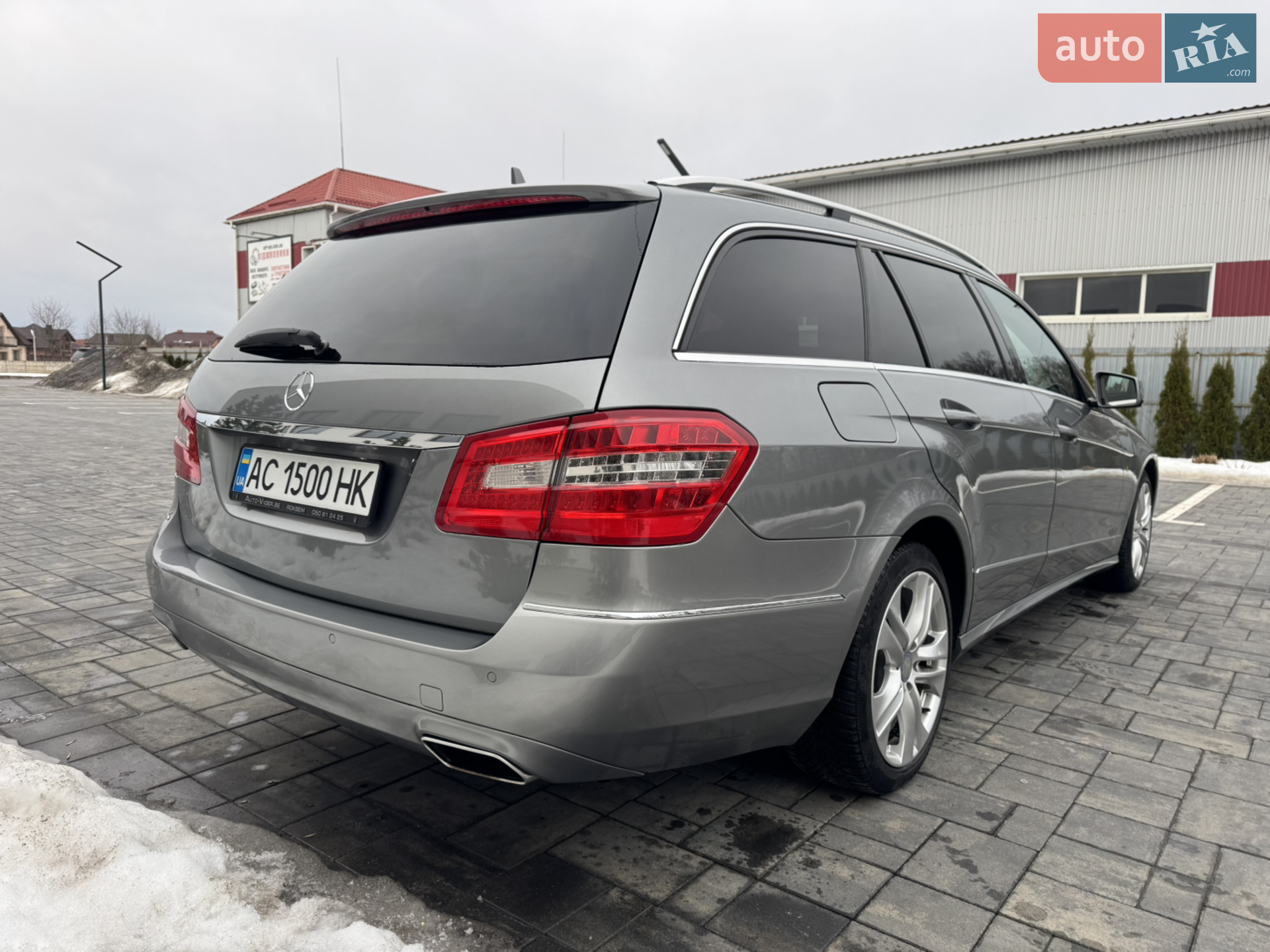 2012 Mercedes-Benz E-klasse - мініатюра 18