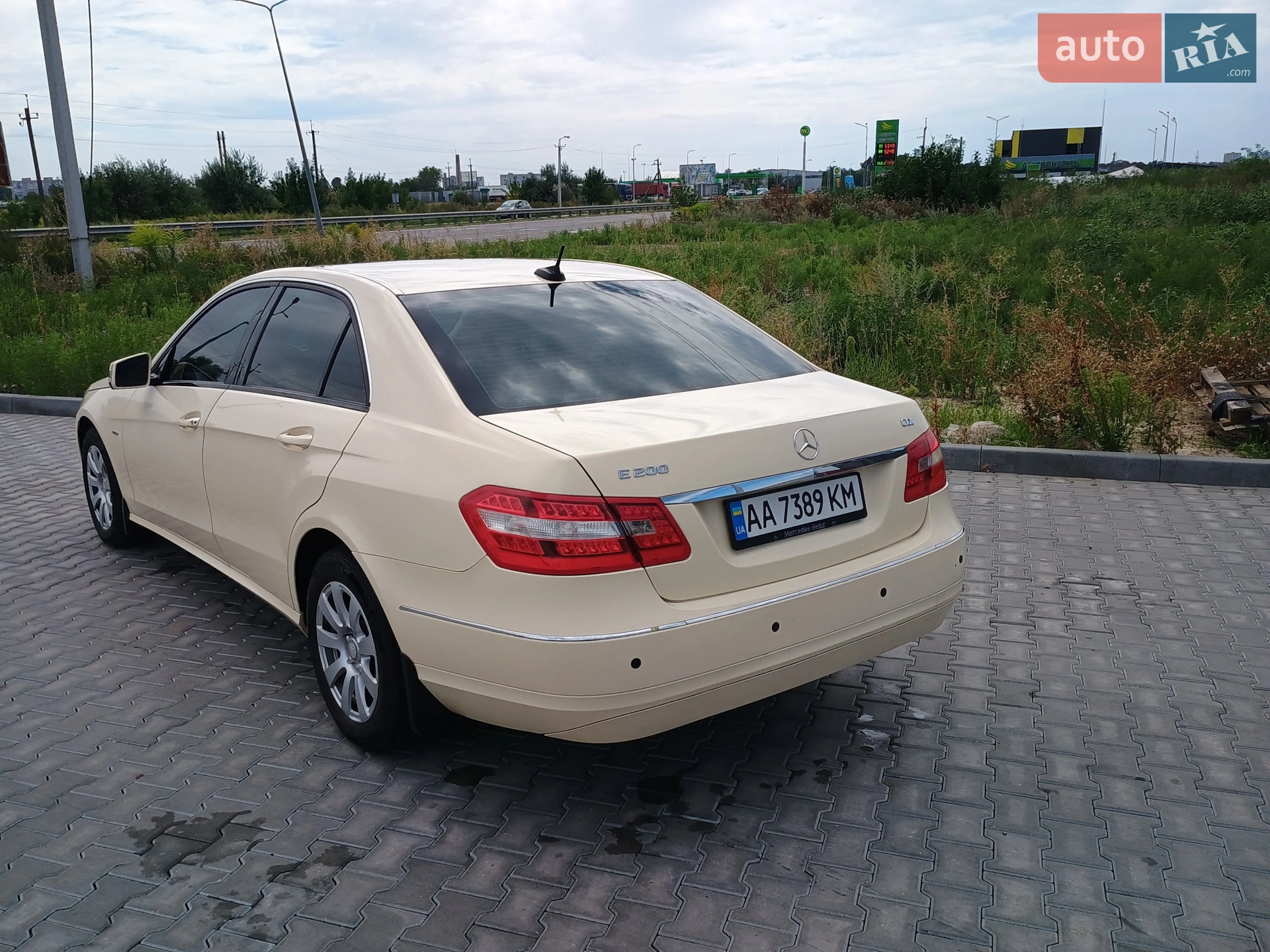 2012 Mercedes-Benz E-klasse - мініатюра 3