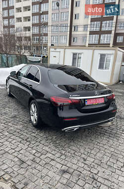 Седан Mercedes-Benz E-Class 2021 в Киеве