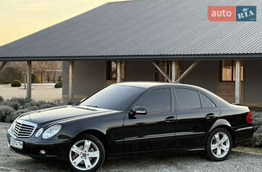 Седан Mercedes-Benz E-Class 2008 в Меденичах